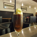 イズム - コーヒー・フロート