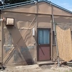 中華四川料理 天山 - 横から見たらただのプレハブ