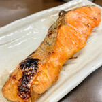 有限会社桝屋酒店   - 鮭塩焼き