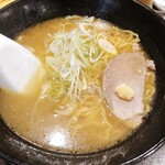 夢和 - 清湯塩ラーメン辛いやつ