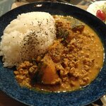 etre - カボチャと挽肉のヨーグルトカレー