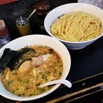 塩そば専門店 桑ばら - 渡蟹と甘エビの豚骨つけそば