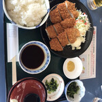 ランドマークゴルフ倶楽部 - ヒレカツ定食1300円