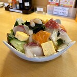 Sushi Izakaya Yataizushi Matsusaka Ekimae Chou - 海鮮サラダ(ハーフ)