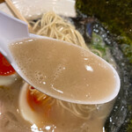 くるめラーメン ぼたもち - スープ