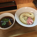 らぁ麺 はんにゃ - らぁ麺 はんにゃ(岡山県岡山市北区野田屋町)昆布水の淡麗醤油つけ麺 900円