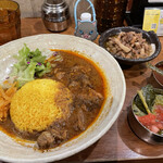 SPICY CURRY 魯珈 - 