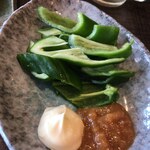 Motsuyaki Wain Sake Chirori - ピーマン