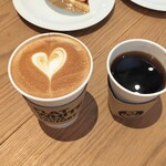 フラットホワイト コーヒー ファクトリー - ラテ、本日の珈琲