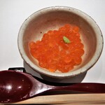 Sushi Shiorian Yamashiro - いくら小丼。下に赤酢の酢飯