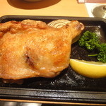 YEBISU BAR - パリッと焼き上げた国産鶏のグリル