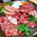 Hatsu Ba - 焼肉盛り合わせ2〜3人前