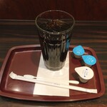エクセルシオール カフェ - アイスコーヒー Sサイズ 305円（税込）