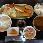 魚酔 - アジフライ&カキフライランチ