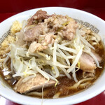 ラーメン二郎 - 『小ラーメン』(麺少なめ、ニンニク・アブラ)アップ