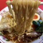 多文 - 加水率の高い平打麺