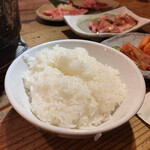 万両 - ライス(中) 220円