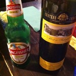 ダバ インディア - キングフィッシャー（680円）とインダージカベルネソーヴィニヨン（2,800円）