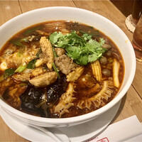 個室中華 頤和園 溜池山王店 - 
