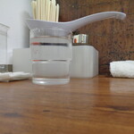 ラーメン二郎 - レンゲは高台にある