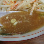 ラーメン二郎 - なかなかの色味