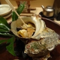寿司 はせ川 西麻布店 - 栄螺の壺焼き