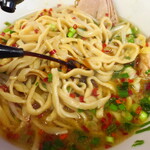 ラーメン二郎 - 赤酢投入～♪