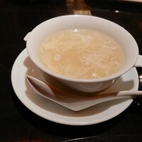 廣東料理 民生 ヒルトンプラザウエスト店 - 蟹肉入りとろみスープ