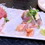 十八番 - ちょい刺し盛り。