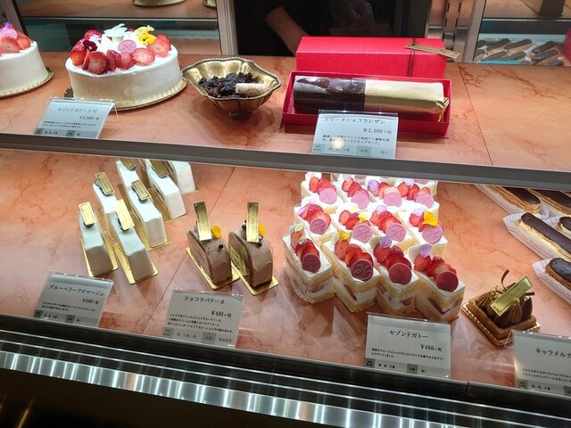 パティスリーアメリ 七尾 ケーキ 食べログ パティスリーアメリ 七尾 ケーキ 食べログ