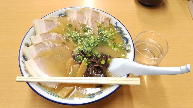 九州とんこつの うま馬（うまうま） - 山形（ラーメン）の写真