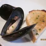 イル フォルノ - ムール貝の白ワイン蒸し・とりわけ