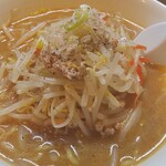 札幌ラーメン大龍 - 大龍さんの味噌バターラーメン。
これと塩バターラーメンのどちらかを頂くことが多いですね。