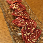 Kuroge Wagyu Unamaho Rumo Mmaun - 