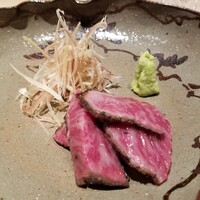 肉屋 田中 - 神戸牛イチボのたたき
