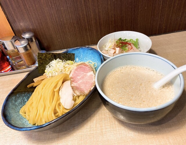 鶏豚骨 一學 四谷三丁目 ラーメン 食べログ 鶏豚骨 一學 四谷三丁目 ラーメン 食べログ