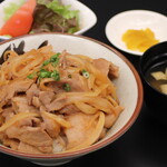 Yakiniku (Grilled meat) bowl with special sauce (sauce, salt sauce, spicy sauce)