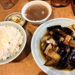 珍萬21 - 茄子と豚肉のピリ辛炒め900円