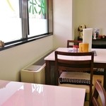 ウィンドー - お店内です②(9/6UP)