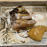 鮨 心白 - 函館の生鰊と数の子です　ちょうど新数の子の時期ですもんね