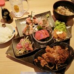 Hyakumangoku - まぐろづくし定食(890円)
