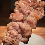 オオクサ - 胡麻を乗せて香りと味のアクセントにしてあります　旨すぎでしょこれ