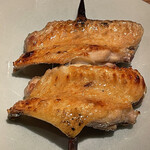 オオクサ - 最後は手羽です　これも巨大です