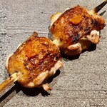 とり茶太郎 - 串はほろほろ鳥の羽子板からスタート　いきなり羽子板って超高速スプリッター投げ込まれたみたいな感覚です