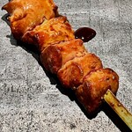 とり茶太郎 - ほろほろ鳥の白レバー　今日最初のタレです　ほろほろ鳥にも不健康な奴がいるんですね