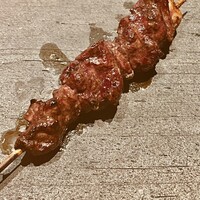 とり茶太郎 - 畳み掛けるようにほろほろ鳥の背肝登場　これもものすごい旨さで悶絶します