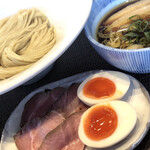 宍道湖しじみ中華蕎麦 琥珀 - 