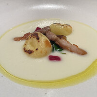 ラ・ボンヌターブル - 