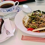 ウィンドー - 「冷し山菜そば＆紅茶･ケーキセット」\770です(9/6UP)