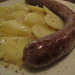 アヒルストア - 自家製ソーセージとじゃがいものサラダ1